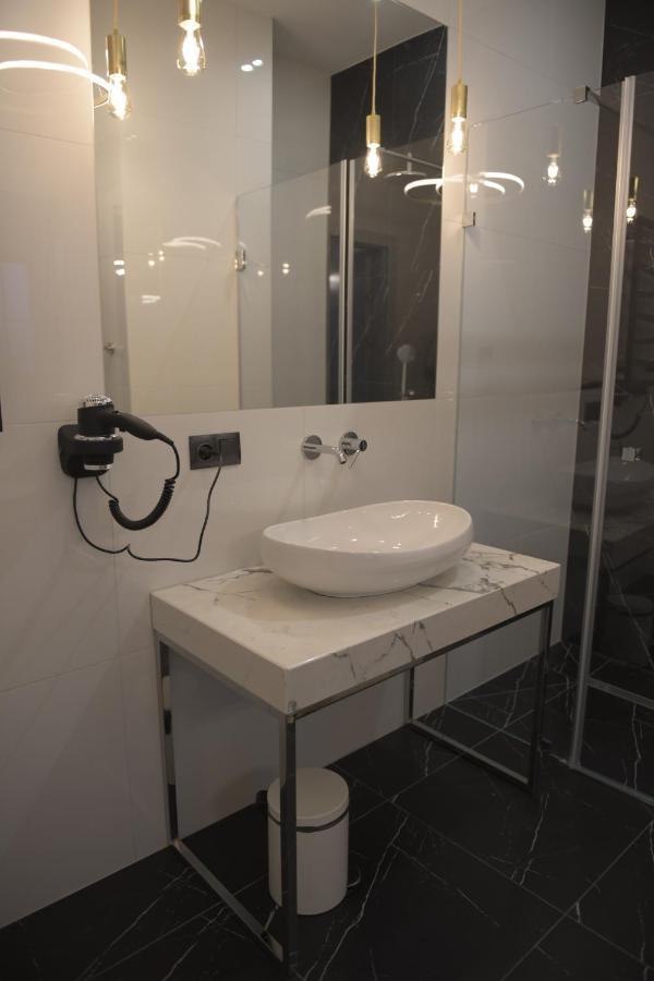 Atmosfera Apartament 1 I 2 Bytów Eksteriør billede