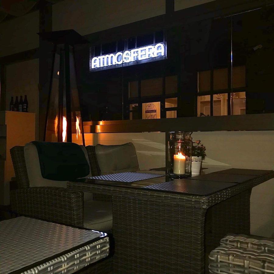 Atmosfera Apartament 1 I 2 Bytów Eksteriør billede